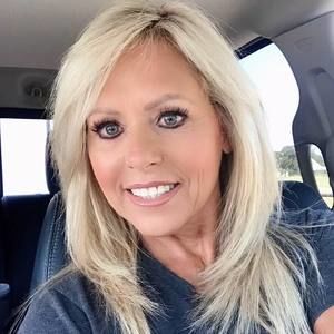 Meet your Posher, Jana